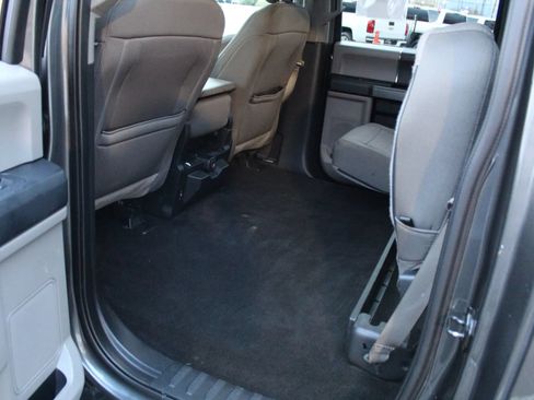 Used 2020 Ford F150 XLT w/ Equipment Group 301A Mid RWD image 19