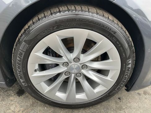 Used 2019 Tesla Model S Standard Range AWD/4WD image 79