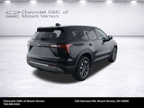 Used 2026 Chevrolet Equinox LT FWD image 24