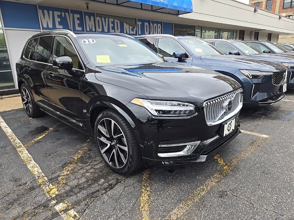 Used 2024 Volvo XC90 B6 Ultimate w/ Protection Package AWD/4WD image 5