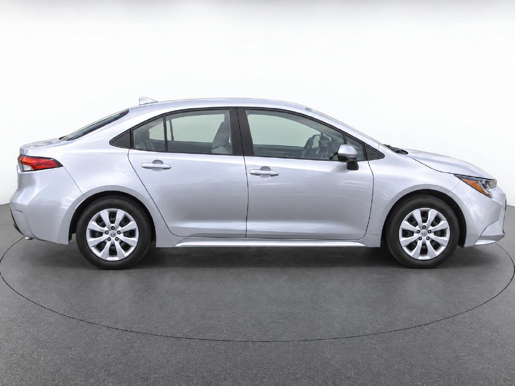 Used 2023 Toyota Corolla LE FWD image 8