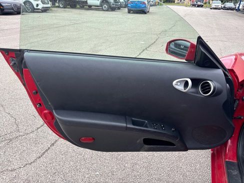 Used 2004 Nissan 350Z Touring image 9
