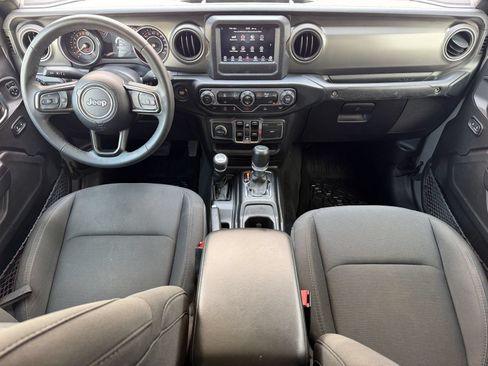 Used 2023 Jeep Gladiator Sport AWD/4WD image 16