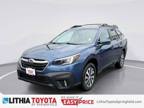 Used 2020 Subaru Outback Premium AWD/4WD image 1
