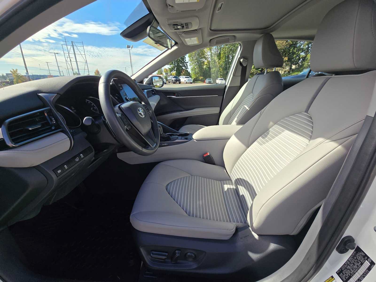 Used 2024 Toyota Camry SE AWD/4WD image 20