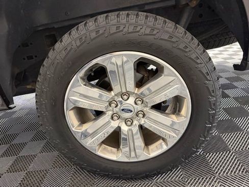 Used 2019 Ford F150 XLT w/ Equipment Group 302A Luxury AWD/4WD image 37