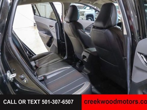 Used 2024 Subaru Crosstrek 2.5i Limited AWD/4WD image 45