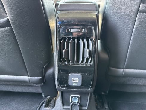 Used 2022 Jeep Compass Latitude image 50