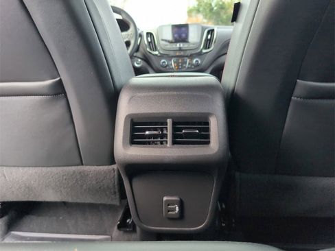 Certified 2023 Chevrolet Equinox RS w/ RS Leather Package image 31