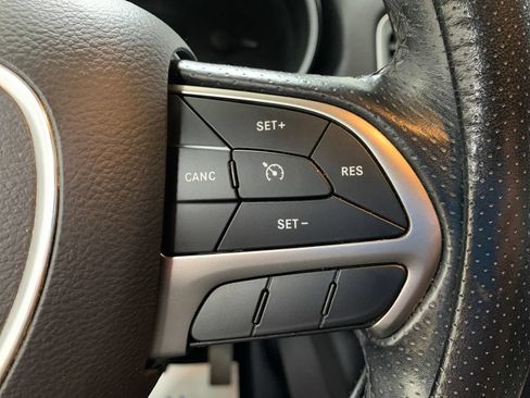 Used 2019 Dodge Durango SXT w/ 3rd Row Seating Group AWD/4WD image 25