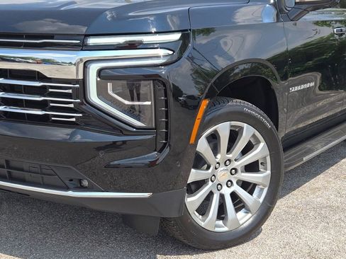 New 2025 Chevrolet Suburban Premier w/ Sun And Tow Package image 3