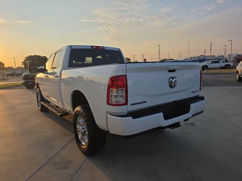Used 2024 RAM 2500 Big Horn w/ Sport Appearance Package AWD/4WD image 17