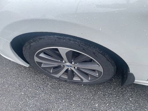 Used 2015 Subaru Legacy 2.5i Limited AWD/4WD image 11