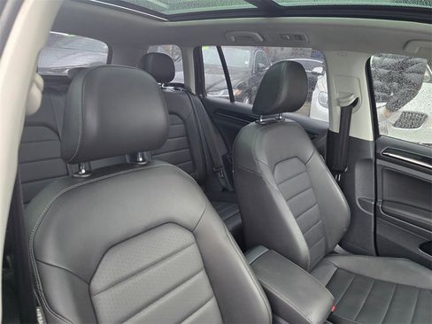 Used 2015 Volkswagen Golf TDI SEL w/ Lighting Package (SEL) image 13