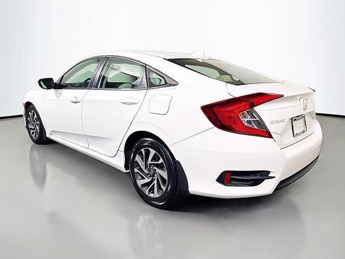 Used 2017 Honda Civic EX image 5