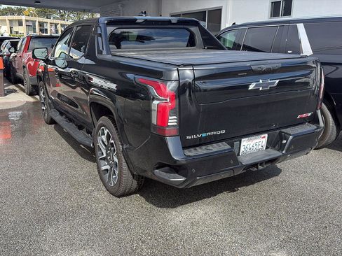 Used 2024 Chevrolet Silverado EV RST image 7
