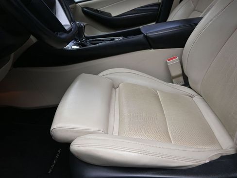 Used 2017 Nissan Maxima 3.5 SL image 13