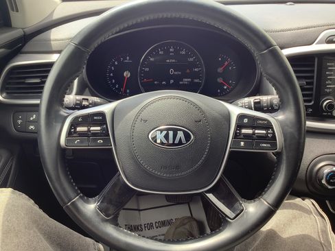 Used 2019 Kia Sorento EX AWD/4WD image 13
