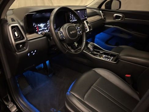 Certified 2022 Kia Sorento X-Line EX image 12