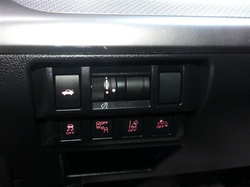 Used 2018 Subaru Legacy 2.5i Premium w/ Eyesight & BSD & Rcta & HBA image 29