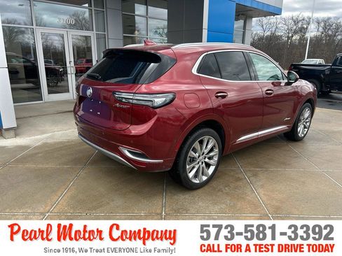 Certified 2023 Buick Envision Avenir image 4