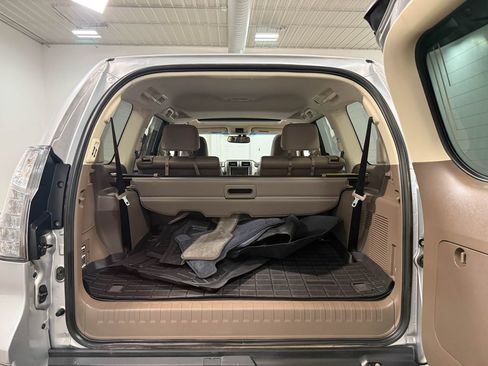 Used 2017 Lexus GX 460 Luxury AWD/4WD image 75
