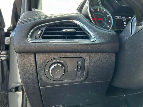 Used 2018 Chevrolet Cruze Premier w/ RS Package image 13