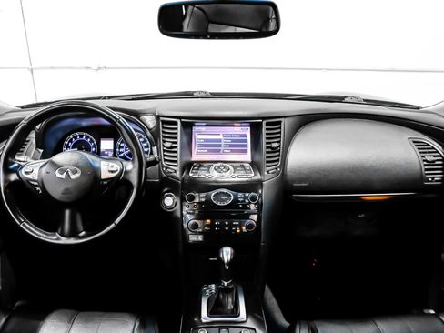 Used 2016 INFINITI QX70 3.7 w/ Premium Package image 14