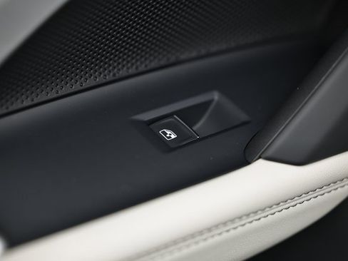 New 2025 Audi Q5 2.0T Premium image 24