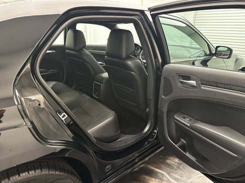 Used 2012 Chrysler 300 C w/ 19-Premium Speaker Group image 7