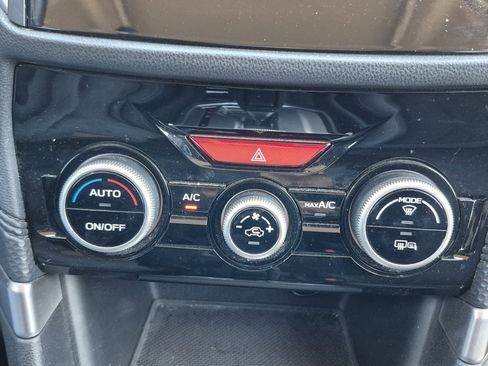 Used 2020 Subaru Forester Premium AWD/4WD image 31