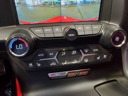 Used 2016 Chevrolet Corvette Z06 w/ 2LZ Preferred Equipment Group image 19