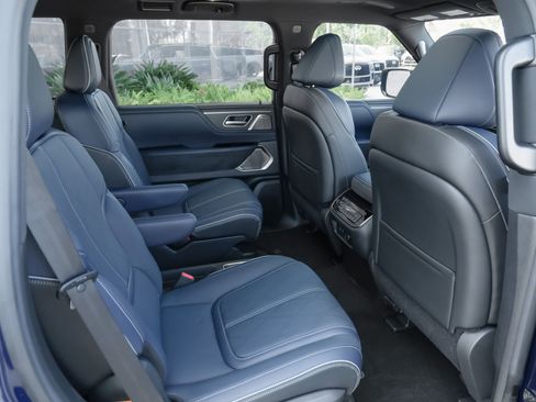 Certified 2026 INFINITI QX80 4WD w/ Sport Exterior Package image 35