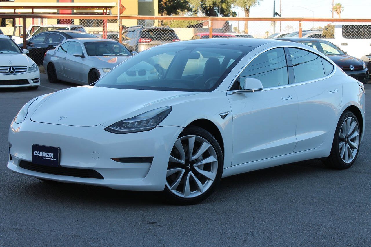 Used 2020 Tesla Model 3 Standard Range Plus RWD image 3