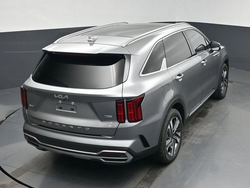 Used 2022 Kia Sorento SX Prestige w/ Panoramic Sunroof Package AWD/4WD image 24