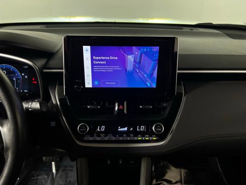 Certified 2024 Toyota Corolla Cross XLE FWD image 18