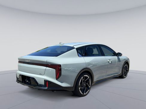 Used 2025 Kia K4 GT-Line FWD image 13