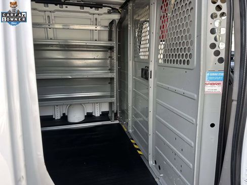 Used 2022 Chevrolet Express 2500 w/ Driver Convenience Package RWD image 9