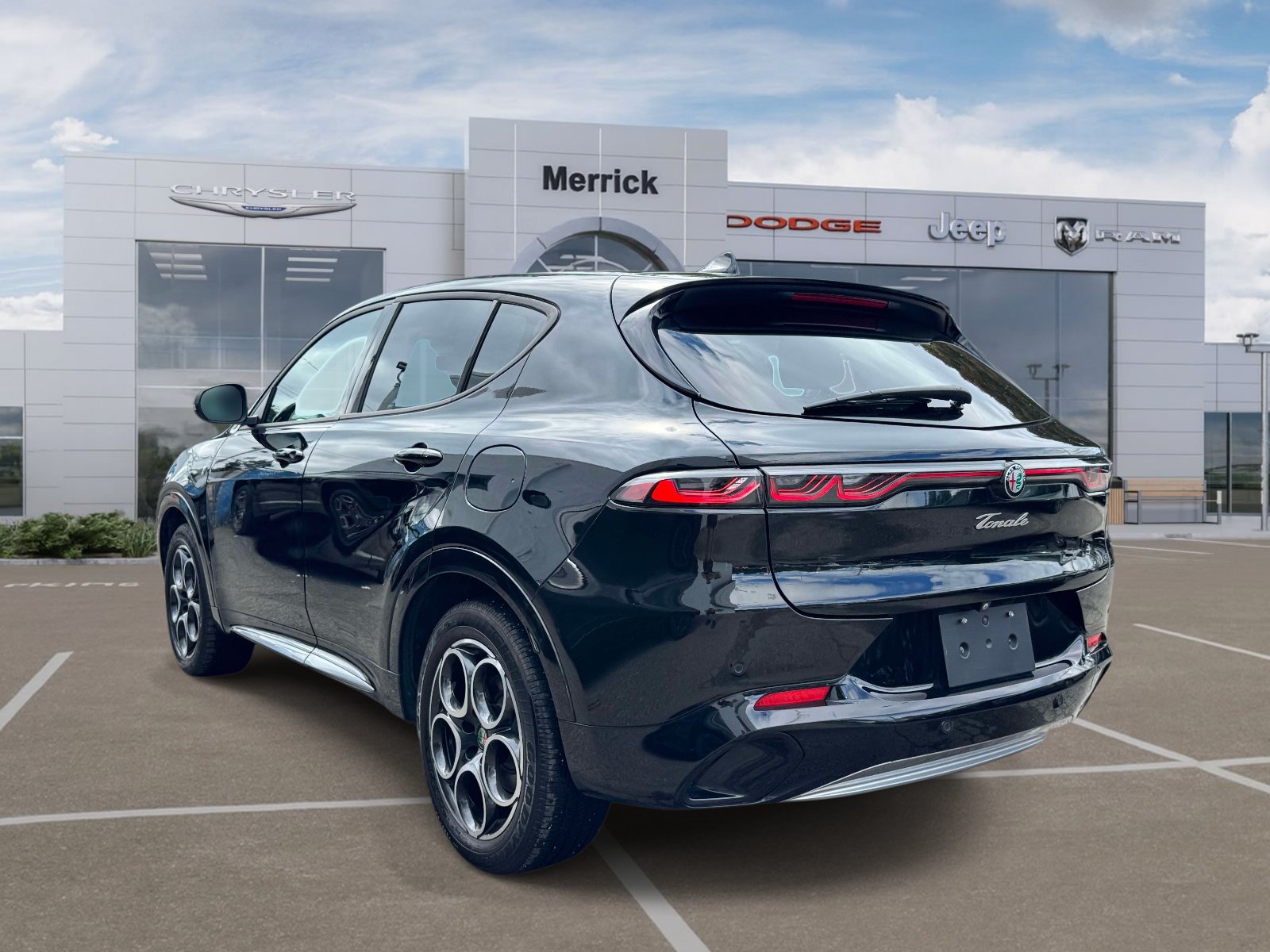 Used 2024 Alfa Romeo Tonale Ti AWD/4WD image 8