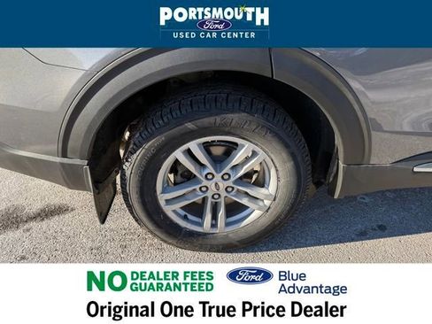 Used 2022 Ford Explorer XLT w/ Equipment Group 202A AWD/4WD image 40