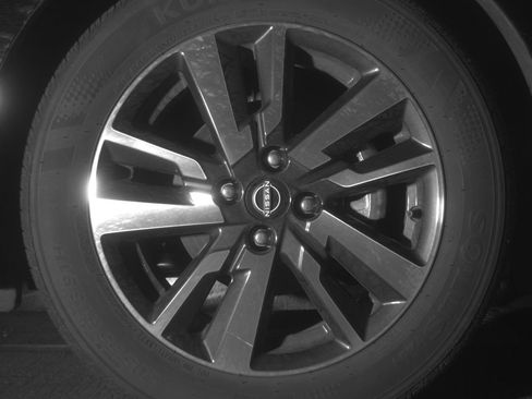 Used 2025 Nissan Versa SV image 13