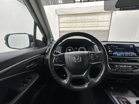 Used 2024 Honda Ridgeline Sport image 12