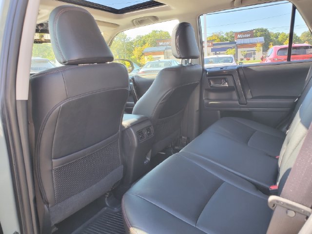 Certified 2023 Toyota 4Runner TRD Off-Road Premium w/ Moonroof Package AWD/4WD image 9