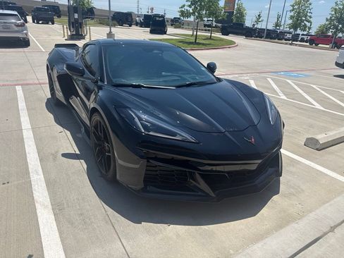 Used 2026 Chevrolet Corvette Z06 w/ Stealth Interior Trim Package RWD image 4