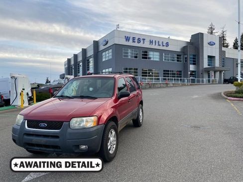 Used 2004 Ford Escape XLT image 1