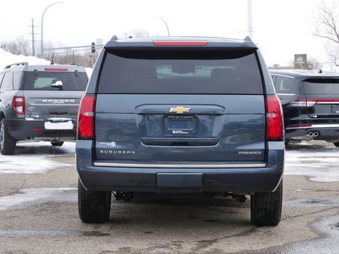 Used 2020 Chevrolet Suburban Premier AWD/4WD image 5