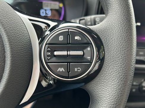Used 2025 Kia Soul S image 24