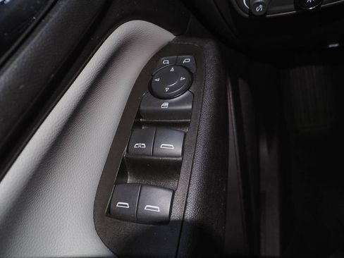 Certified 2023 Chevrolet Equinox LS FWD image 26