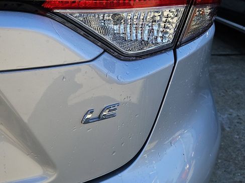 Used 2024 Toyota Corolla LE image 27