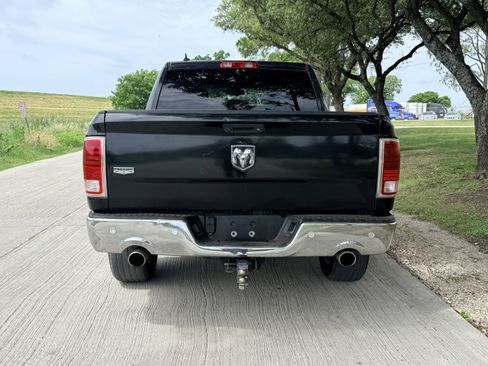 Used 2018 RAM 1500 Laramie RWD image 8
